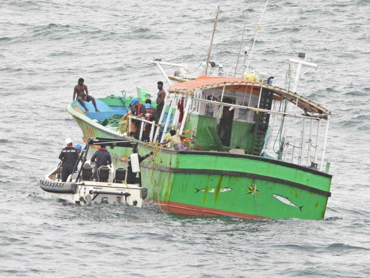 Indian Coast Guard Rescues 11 Crew from Distressed Fishing Boat Aashni off Kerala Coast