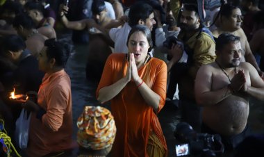 Mahakumbh 2025: CM Yogi Applauds Devotion as Over 3.5 Crore Take Holy Dip at Triveni Sangam