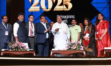 Karnataka CM Siddaramaiah Launches Revamped Single Window System for Investors