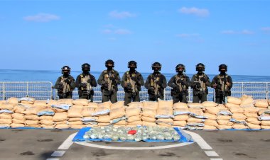 Indian Navy's INS Tarkash Seizes 2,500 Kg of Narcotics in Major Maritime Operation