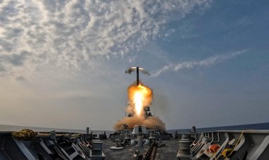 After Pahalgam Attack, Indian Navy Leads Strategic Deterrence in Arabian Sea