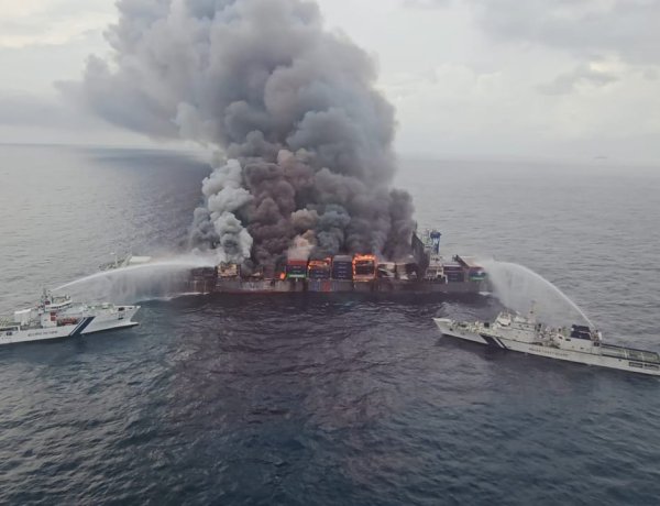 After MV WAN HAI 503 Rescue, Indian Navy Shifts Focus to Sunken Vessel Off Alappuzha