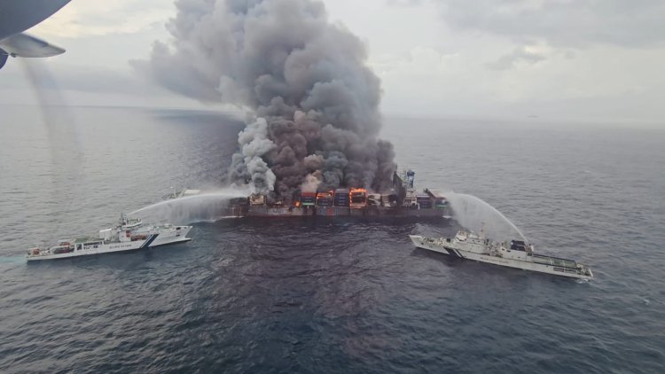 After MV WAN HAI 503 Rescue, Indian Navy Shifts Focus to Sunken Vessel Off Alappuzha