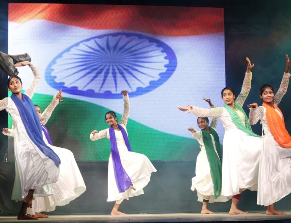 Kerala’s Nireeksha Women’s Theatre Shines in Nationwide ‘Vande Mataram’ 150th Anniversary Celebration
